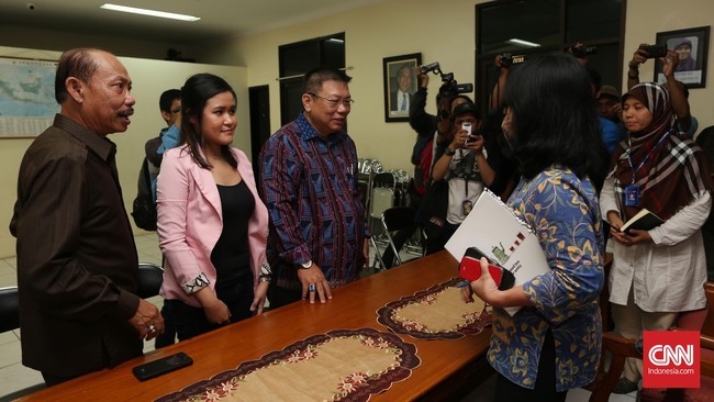 Psikolog UI Sarlito Wirawan menyebut, polisi memiliki alat bukti signifikan untuk bisa menetapkan seseorang sebagai tersangka kasus pembunuhan Mirna.