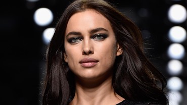 Jadi Model, Irina Shayk Sempat Krisis Identitas Benci Jadi Perempuan