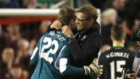 Klopp Tak Lihat Drama Adu Penalti Liverpool-Stoke