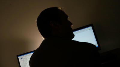 Polisi Tangkap Pengedar Video Porno Melalui Blog