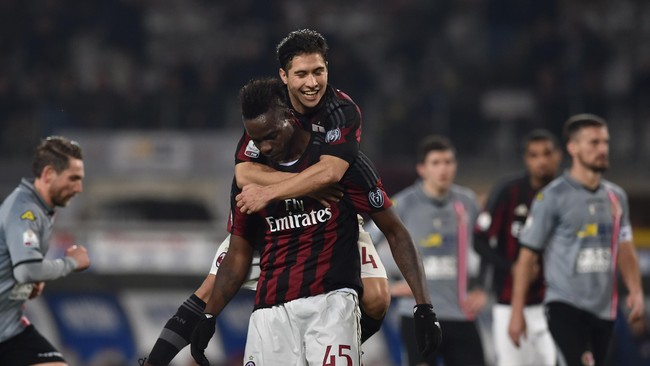AC Milan merebut satu tiket final Coppa Italia setelah melumat Alessandria 5-0 pada leg kedua semifinal di Stadion San Siro.