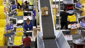 Amazon jadi Perusahaan AS Paling Rajin Serap Tenaga Kerja