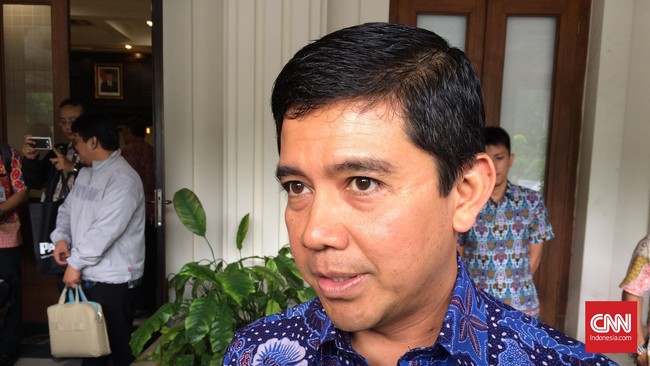 Cuti bersama pada waktu Lebaran sudah cukup banyak yaitu sejak 1 Juli PNS sudah masuk setengah hari dan liburan berlangsung sampai 10 Juli.