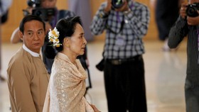 PBB Minta Suu Kyi Temui Rohingya yang Dipersekusi