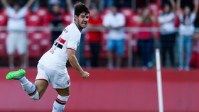 Pato Bukan Perjudian Hiddink di Chelsea