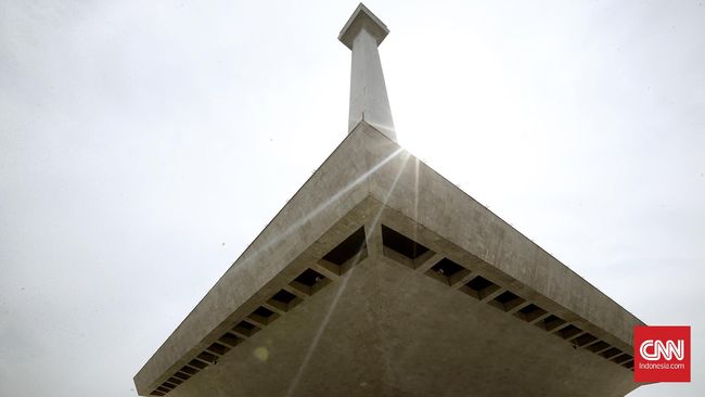 Monas Gelap Gulita Satu Jam untuk Peringati Hari Bumi