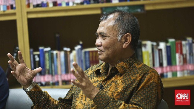 Sudah lama Agus Rahardjo mengagumi KPK. Di usia senjanya kini Agus bakal menghabiskan waktunya untuk mengabdi di KPK.