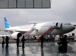 Garuda Bebaskan Biaya Reschedule dan Refund buat Penumpang yang Kena Macet
