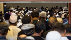 Jumlah Muslim di Inggris Tembus Tiga Juta Orang