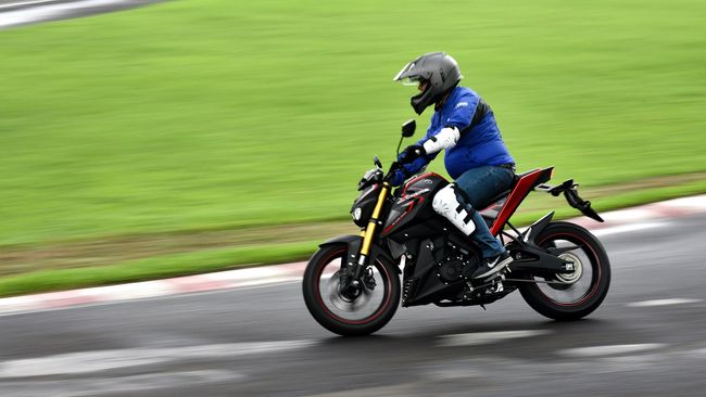 Yamaha Akhiri Penjualan Xabre, Fokus pada MT-15 Yamaha berhenti memproduksi Xabre, penjualannya bakal berakhir setelah semua stok unit di dealer dibeli konsumen.