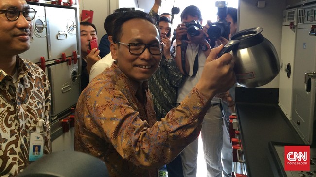 Saat ini Garuda Indonesia memiliki dua strategic business unit dan empat anak perusahaan yang rencananya bakal dikonsolidasikan dalam satu induk.