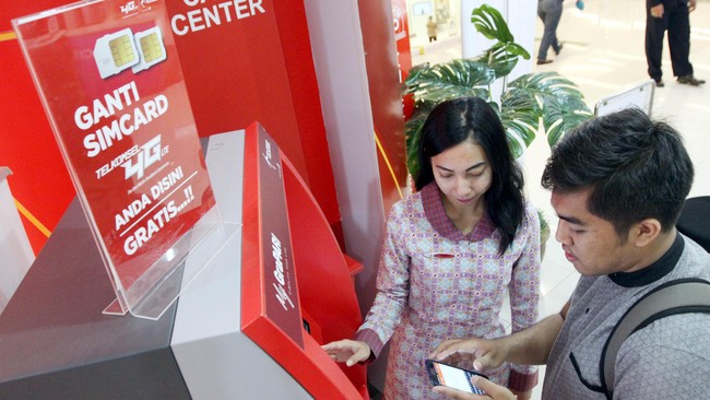Dirut Telkomsel mengatakan bukan bonus kuota 10GB yang bisa membuat pelanggan untuk registrasi, melainkan blokir dari pemerintah.
