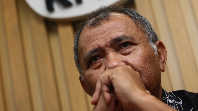 Ketua KPK Agus Rahardjo berkata, lembaganya menggelar operasi tangkap tangan pada pagi dan malam Kamis (31/3) kemarin.