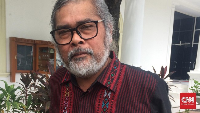 Ketua Komnas PA Arist Merdeka Sirait menyebut Kota Depok tak lagi pantas menyandang predikat Kota Layak Anak akibat kisruh alih fungsi SDN Pocin 1.