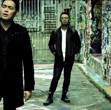 Lirik Lagu Setengah Hati - ADA Band