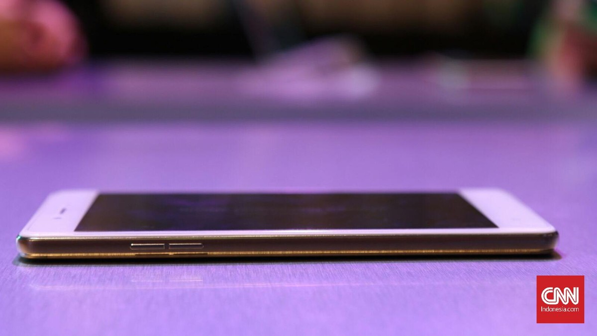 Lebih Dekat dengan Oppo F1