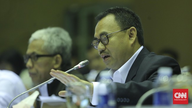 Menteri ESDM Sudirman Said diharap melakukan intervensi seperti membuat harga batas atas penjualan gas kepada Kontraktor Kontrak Kerjasama.