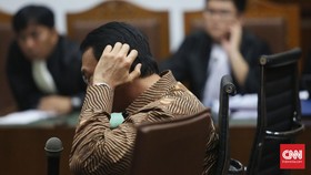 Djarot Ingatkan Ahok Hati-hati Soal Jalur Independen