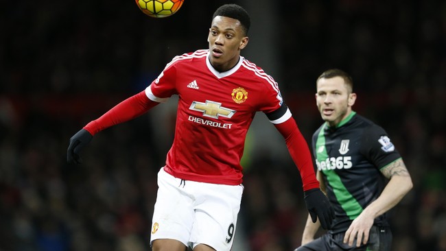 Manajer Manchester United Louis van Gaal mengaku terkejut dengan perkembangan pesat Anthony Martial yang diboyong sejak September silam.