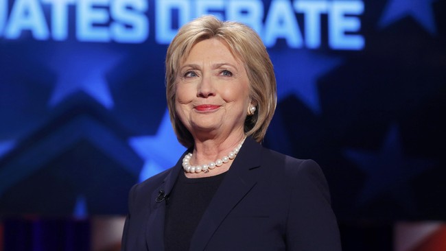 Bakal calon presiden AS dari Demokrat, Hillary Clinton, menang dalam kaukus di Nevada, sedang Donald Trump dari Republik menang dalam primer di South Carolina.