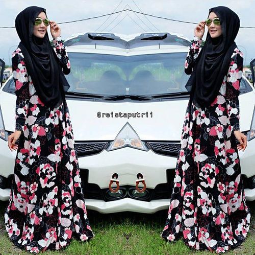 Foto: Mengenal Reista Putri, Hijabers Cantik dari Garut 3 Foto: Mengenal Reista Putri, Hijabers Cantik dari Garut 3