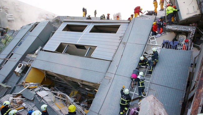 Korban tewas akibat gempa yang mengguncang Taiwan terus bertambah. Setidaknya tujuh orang tewas akibat gempa berkekuatan 6,4 skala Richter ini.