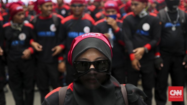 Kepolisian Republik Indonesia mengimbau agar kelompok buruh tidak melakukan sweeping atau pemaksaan melakukan aksi unjuk rasa kepada buruh lainnya.