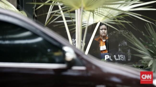 Alasan Jessica Kumala Wongso menolak menjawab lantaran merasa hubungannya dengan Wayan Mirna Shalihin selama di Australia baik-baik saja.