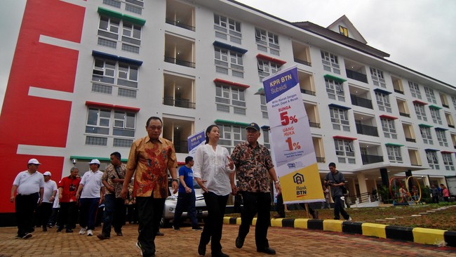 BTN mengaku masih menunggu kajian pembentukan anak usaha Jiwasraya, sembari menanti hasil terkait rencana menjadi pembeli siaga MTN asuransi pelat merah itu.