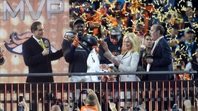 Von Miller, Sang Pemain Terbaik Dalam Ajang Super Bowl 50