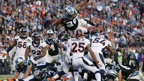 Potret Keseruan Final NFL: Super Bowl 50