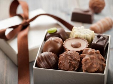 Alasan di Balik Anjuran 'Kalau Anak Batuk Jangan Makan Cokelat Dulu'