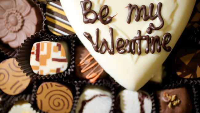 Hasil survei AsmaraKu.com menyebutkan bahwa hari Valentine kerap dimanfaatkan para lajang untuk mencari tambatan hati.