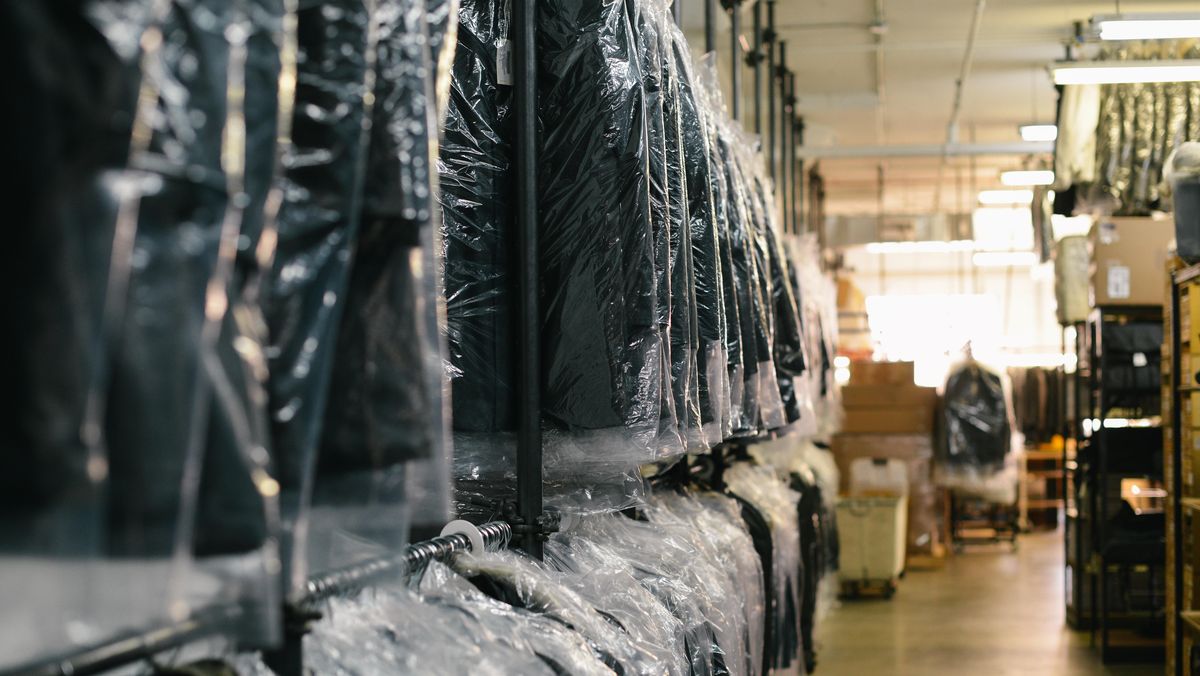 Mesin Uap Tempat Usaha Laundry di Jaktim Meledak, 2 Orang Terluka