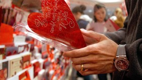 Presiden Pakistan Imbau Penduduknya Tak Rayakan Valentine