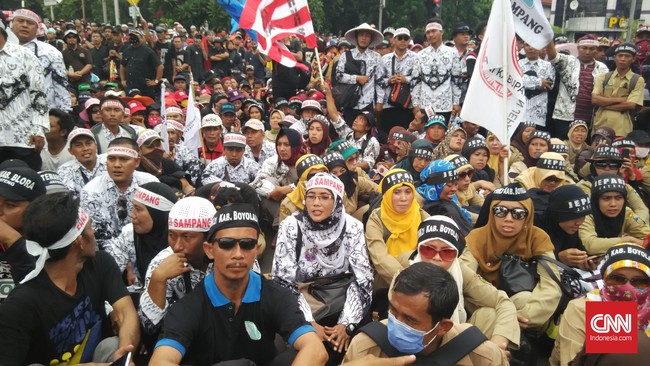 Menteri PANRB Abdullah Azwar Anas menyatakan tidak ada rencana memberhentikan tenaga honorer secara massal pada 2023.