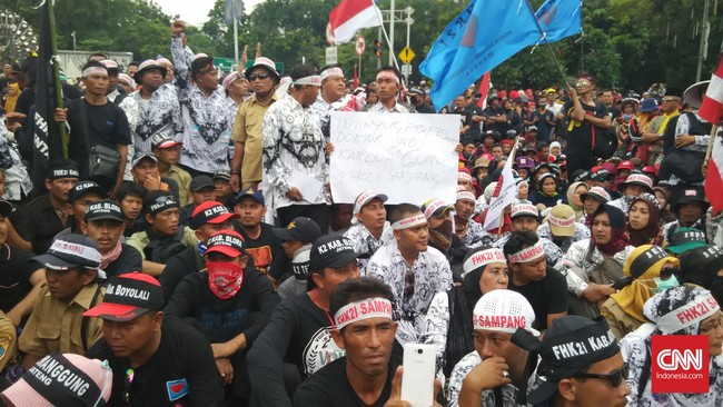 Polda Metro Jaya menyebut, ada tiga kawasan yang terdampak dari aksi demo guru kali ini, di antaranya Monas, Istana Negara, dan patung kuda.