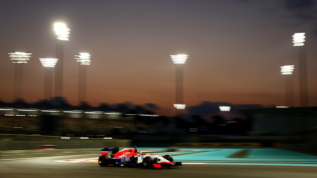 Sebuah media massa terkemuka di Inggris menyebut Rio Haryanto hampir dipastikan mengisi kursi tim Manor Racing.