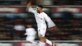 Sturridge Merayakan Kemenangan Liverpool di Ruangan Sepi