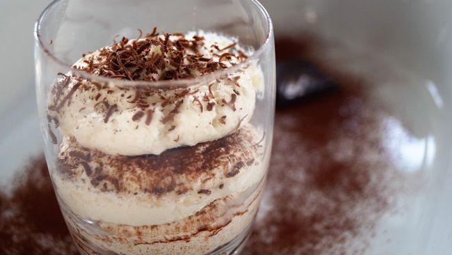 Matcha atau teh hijau memang tengah meraih popularitas di dunia kuliner. Di New York, bahkan tiramisu pun kini punya varian matcha.