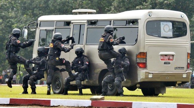 Indonesia memiliki sejumlah pasukan khusus dalam menanggulangi teror. Pasukan elite antiteror punya spesifikasi personel, kekuatan dan operasi masing-masing.