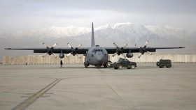 Pesawat Militer AS Jatuh di Mississippi, 16 Tewas