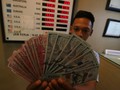 Rupiah Perkasa Rp13.685 per Dolar AS pada Awal Pekan