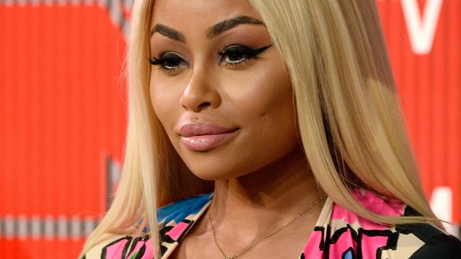 Setelah mengganti namanya, tentu saja Chyna akan mendapat keuntungan besar, karena saat ini nama Kardashian seakan sudah menjadi merek dagang.