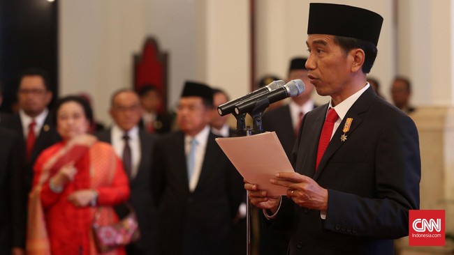 Bahkan, Presiden Joko Widodo mengaku tidak akan membantu kolega politiknya apabila ada yang tersandung masalah pajak.