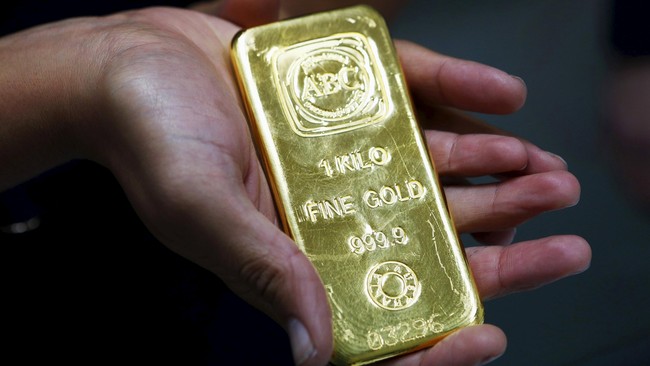 Harga emas PT Aneka Tambang Tbk (Antam) dijual pada harga Rp702,5 ribu per gram pada Kamis (1/8). Posisi ini turun Rp8.500 dari sebelumnya Rp711 ribu per gram.