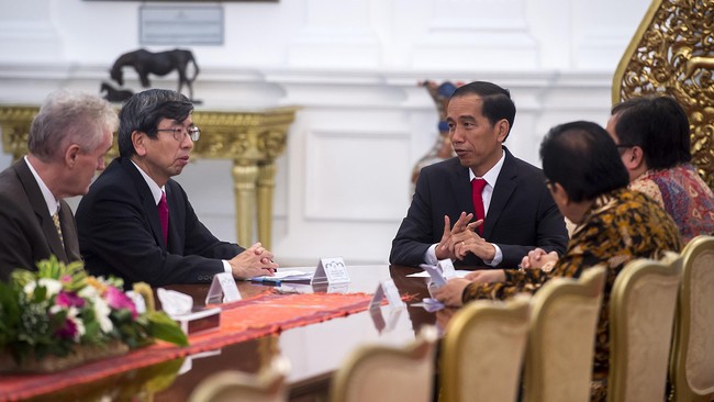 Asian Development Bank menyatakan siap untuk melakukan kerjasama pembiayaan dengan Asian Infrastucture Investment Bank untuk Indonesia.