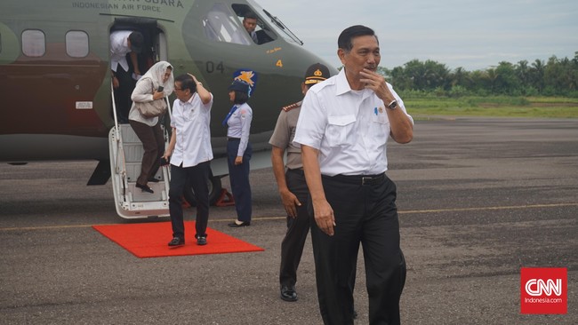 Pemerintah pusat  menerbitkan izin mempekerjakan tenaga kerja asing (IMTA) di kawasan perdagangan bebas Batam, Bintan, dan Karimun. 