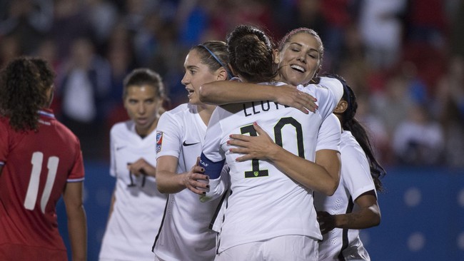 Potret Pertandingan Sepak Bola Perempuan di Amerika