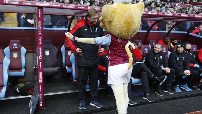 Kemenangan besar Liverpool 6-0 atas tim juru kunci Liga Primer Inggris Aston Villa di Stadion Villa Park, Minggu (14/2), membuat Juergen Klopp puas.